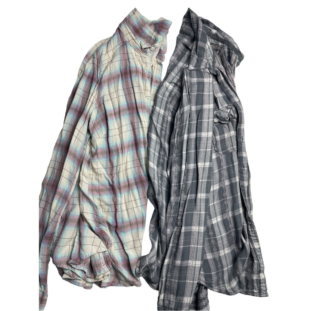 Maurices Bundle of 2 Plaid Flannel Long Sleeve Button Down Shirts Size Medium